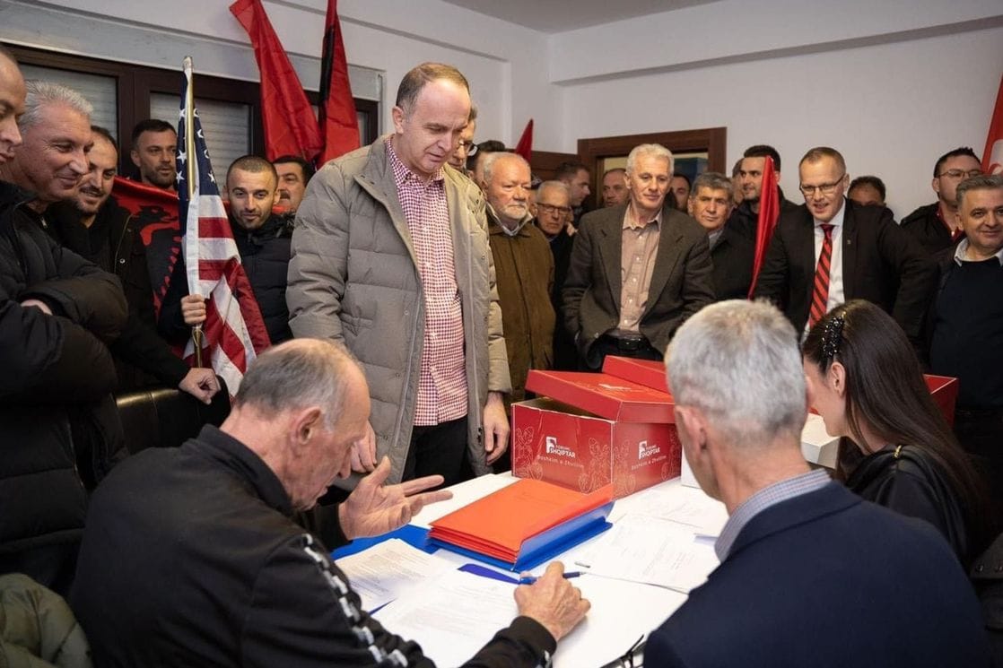 ĐELJOŠAJ: Tuzi na dan izbora primjer odličnog ponašanja, odgovornosti i ozbiljnosti