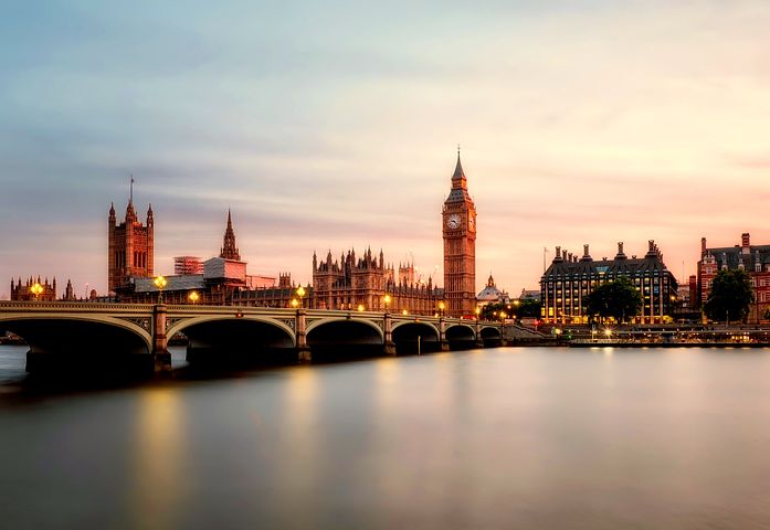 U Velikoj Britaniji štrajk nastavnika, vozača metroa i ljekara