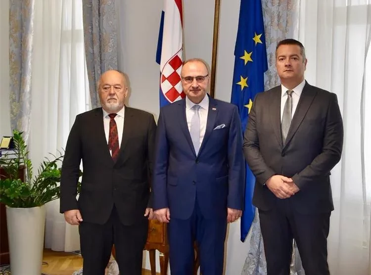 Grlić Radman: Nastavljamo snažnu potporu Hrvatima u Crnoj Gori