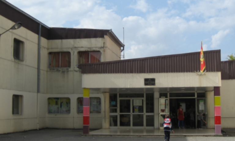 Podgorica: Dječak pretučen usred škole, policija podnijela prijavu protiv maloljetnika