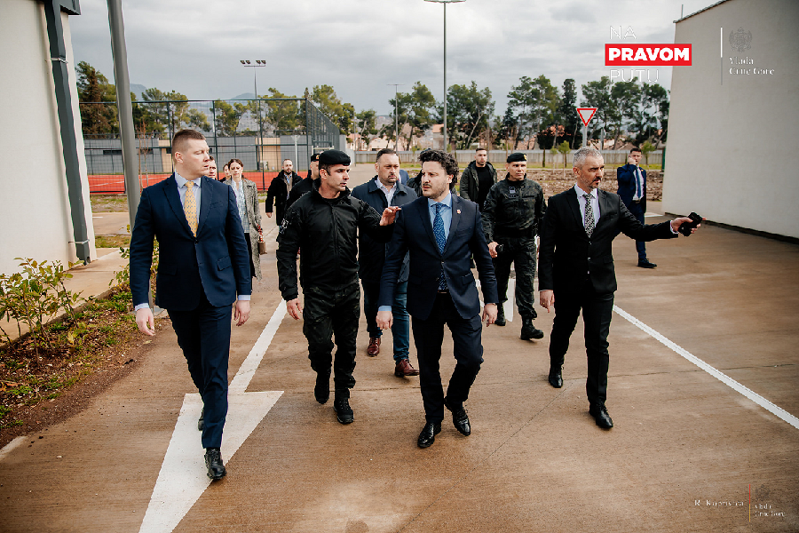Abazović i Adžić obišli budući kompleks Centra za obuku policajaca