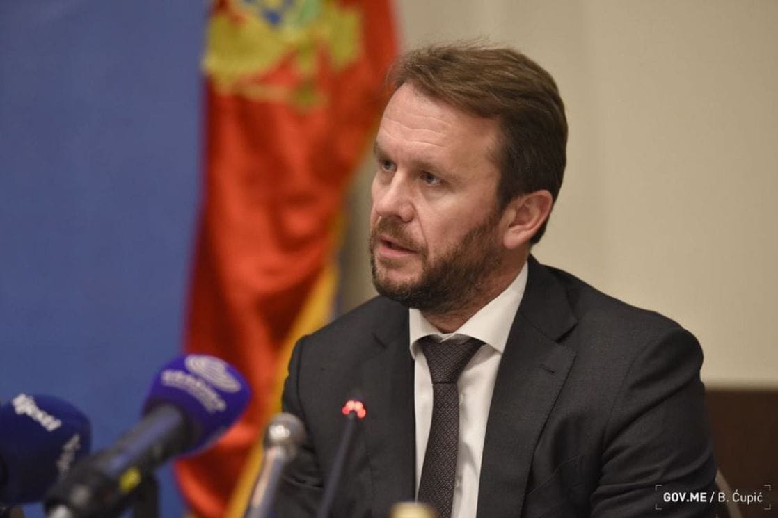 Konjević: Izgleda je politika ‘svemoguća’ – saglasan sam sa Abazovićem, ali i Kneževićem