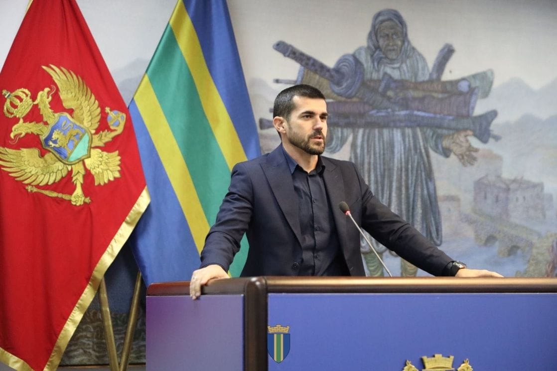 Nenezić: Ovo nije Bar koji baštini multietičnost i multinacionalnost