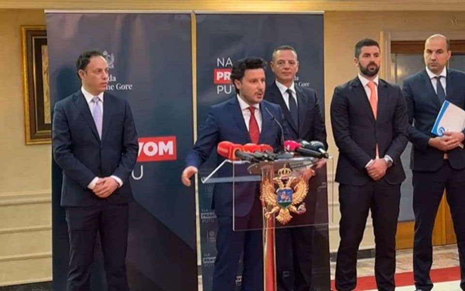 Abazović: Hotelski brend koji preuzima “Jadran” tajna, biće to najbolji hotel u Crnoj Gori