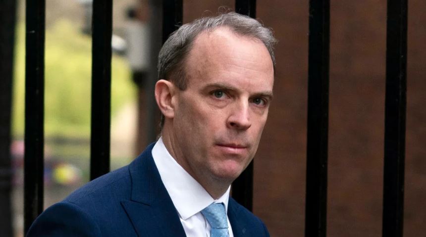 Zamjenik premijera Velike Britanije podnio ostavke na funkcije u vladi