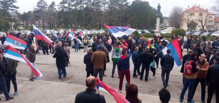 DPS Nikšić: Slobodarski Nikšić će se uskoro stidjeti provokatora koji se šepure nacionalističkim znamenjem
