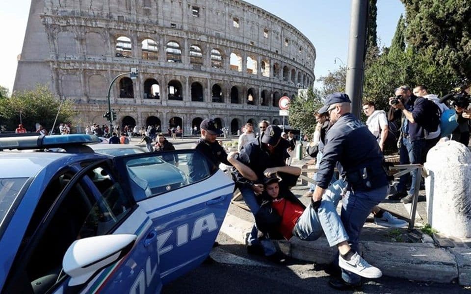 Italija optužila klimatske aktiviste: “Tretiraju nas kao da smo mafijaši”
