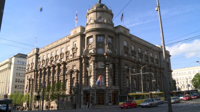 Vlada Srbije usvojila paket mjera dogovoren na sastanku Vučića i Srba sa Kosova