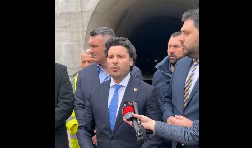 Abazović napao Gradsku TV: Vi širite vjersku i nacionalnu mržnju, ali fala bogu to će se promijeniti uskoro