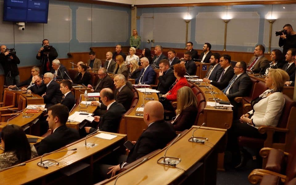 DF-u teško prihvatljiva opcija o odgađanju izbora