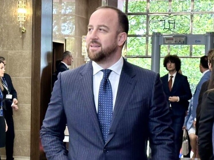 Nikolić: Brojni nacionalistički izgredi tokom posljednje tri godine potvrđuju da ni sinoćnji incident nije izolovan
