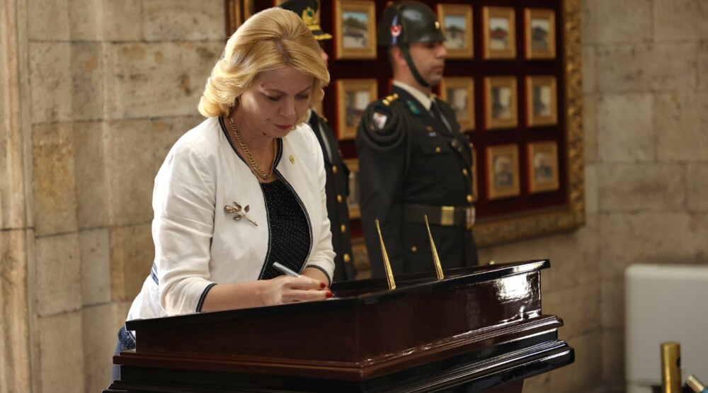 Đurović posjetila Ataturkov mauzolej u Ankari i položila vijenac