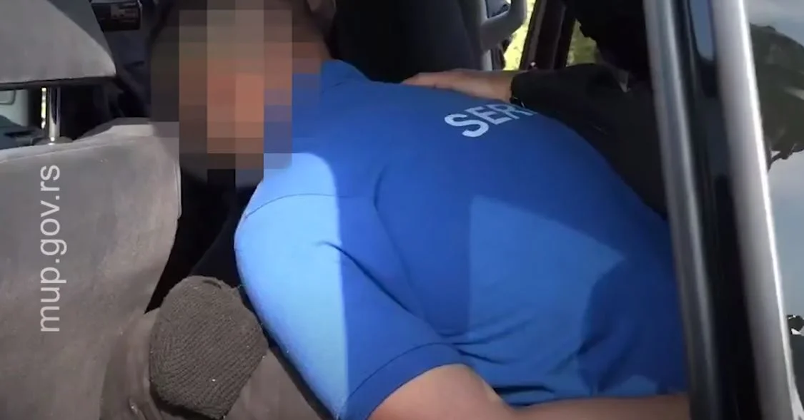 Objavljen snimak hapšenja osumnjičenog za masovno ubistvo u Srbiji