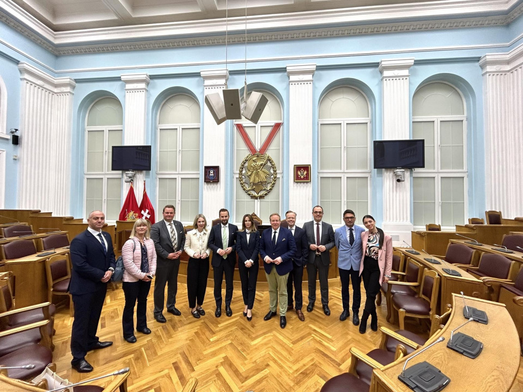 Njemačka delegacija posjetila Cetinje: Ojačati sadržajnu saradnju