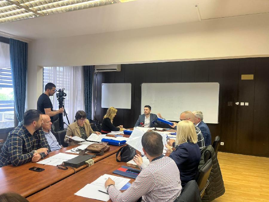 DIK: Za potvrđivanje liste Leposavića nedostaju 203 validna potpisa