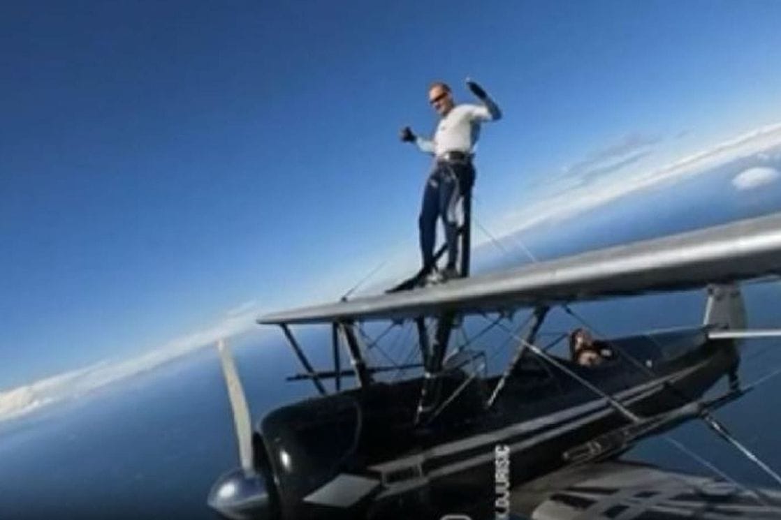Podgoričanin šetao na krilu aviona: Ovo je vječnost i sloboda