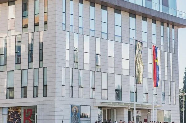 Srpski nacionalni savjet usvaja „Vidovdansku deklaraciju“ koja osnažuje otpriznavanje Kosova