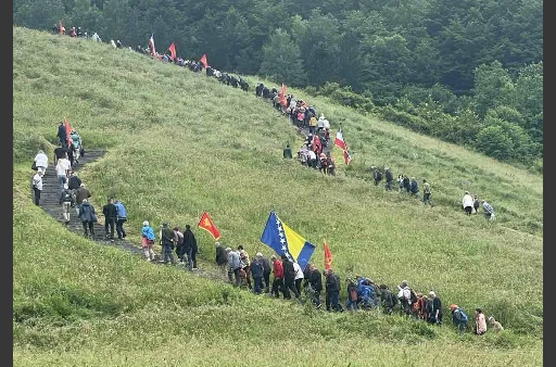 Građani iz svih djelova bivše Jugoslavije na Tjentištu obilježavaju 8. deceniju završetka bitke na Sutjesci