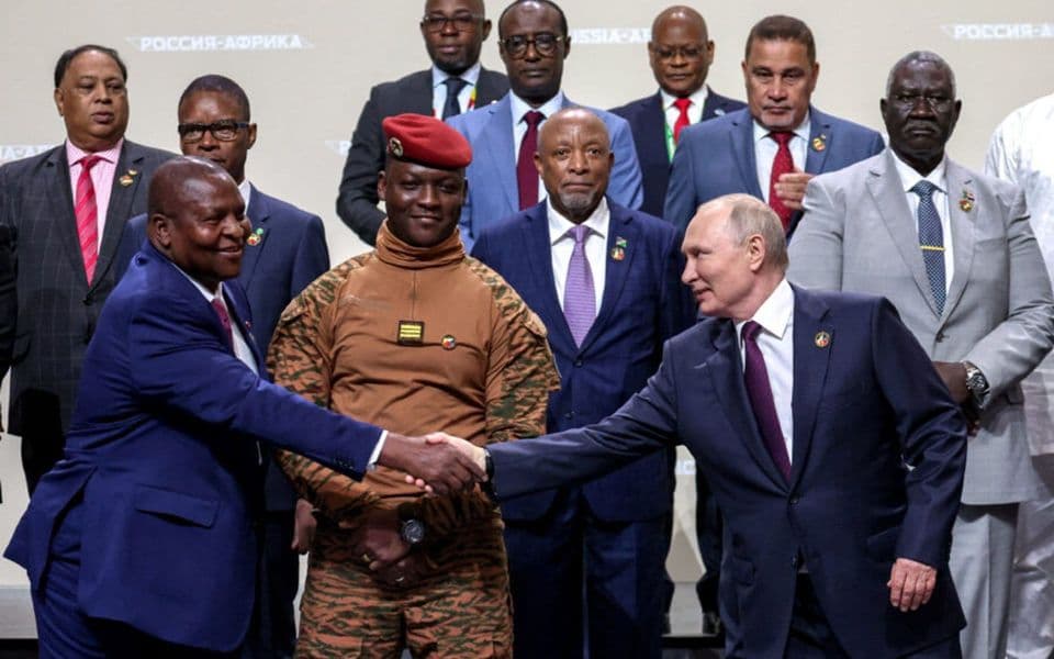 Putin: Moskva razmatra afričke incijative za rješavanje sukoba u Ukrajini