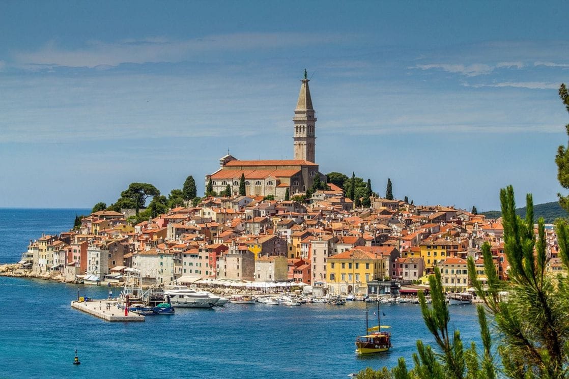 Rovinj: Njemac (62) pritvoren zbog snimanja gole djece