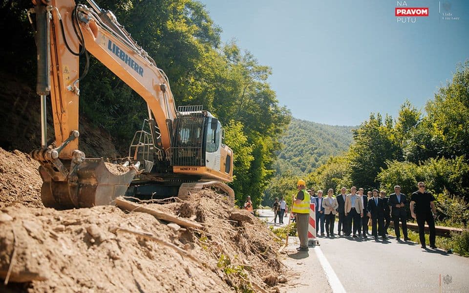 Počela rekonstrukcija puta Lepenac – Berane, Abazović: Nastavlja se ulaganje u infrastrukturu sjevera