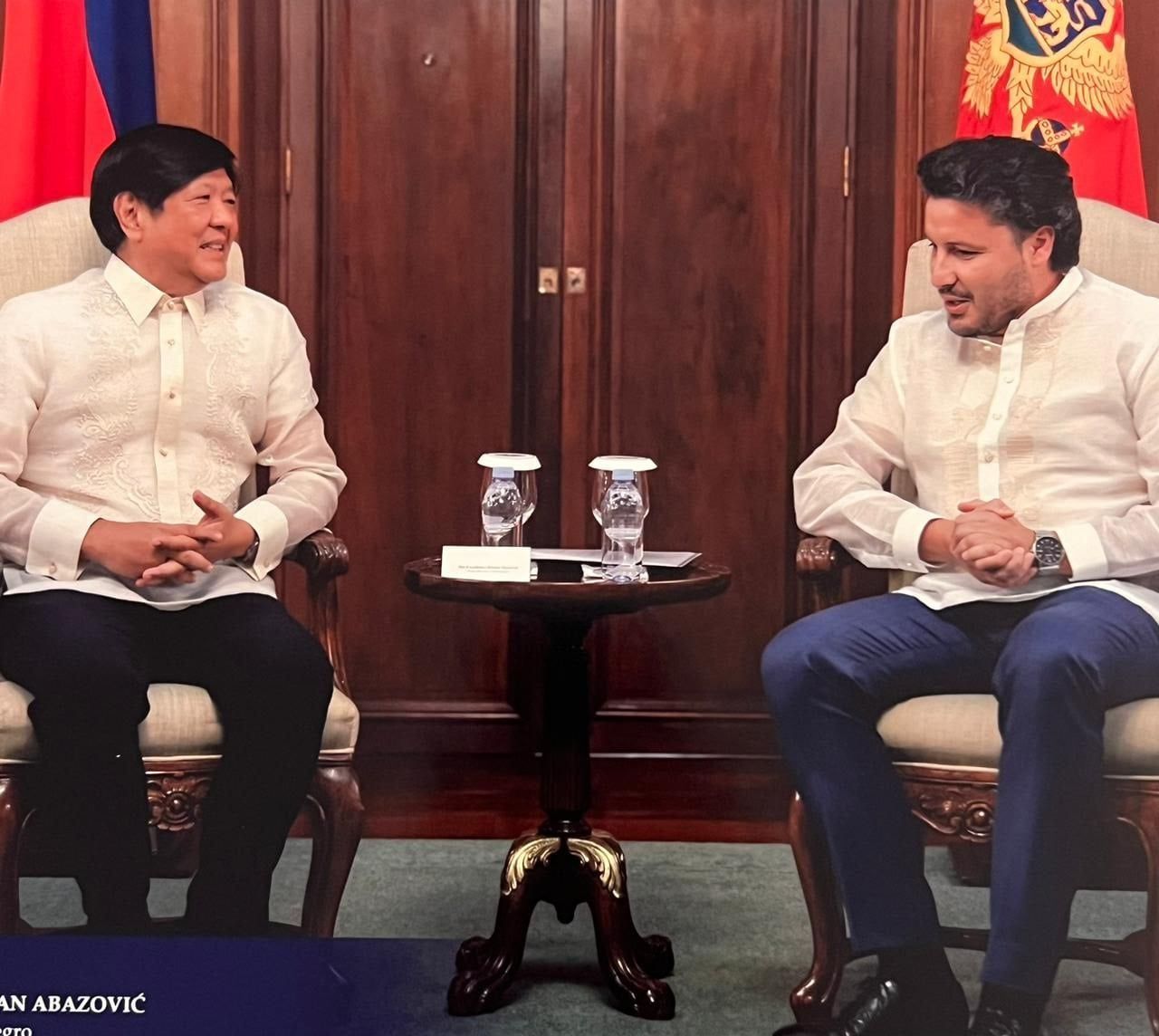 Predsjednik Filipina upoznat sa prirodnim ljepotama Crne Gore, Abazović na prijemu u tradicionalnoj filipinskoj košulji