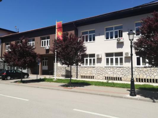 Uhapšen Pljevljak zbog prebijanja radnika obezbjeđenja u Osnovnom sudu
