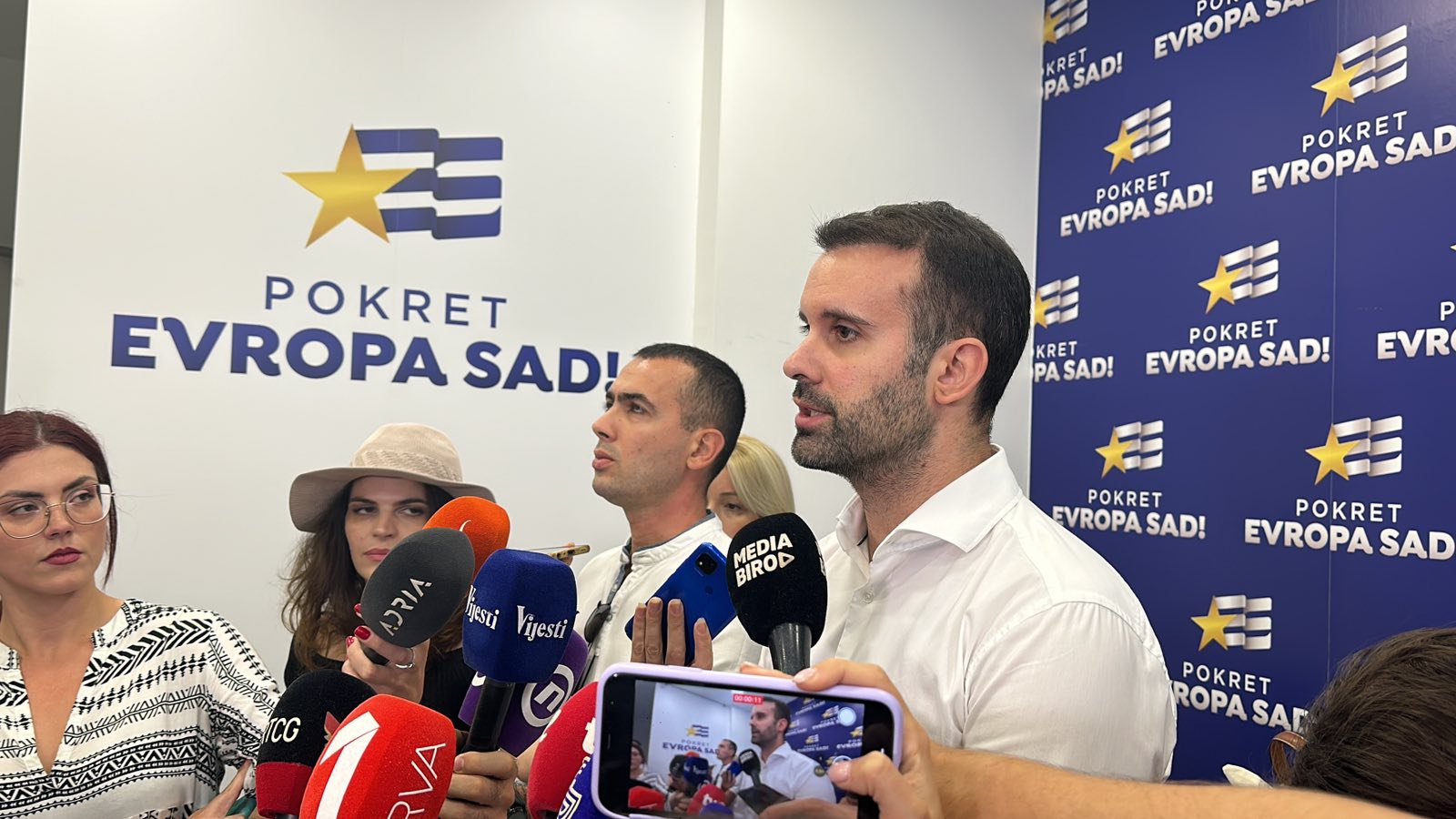 (VIDEO)Spajić nakon pregovora o formiranju Vlade: Bilo različitih mišljenja oko učešća ZBCG, nije bilo riječi o raspodjeli resora ni specijalnih zahtjeva