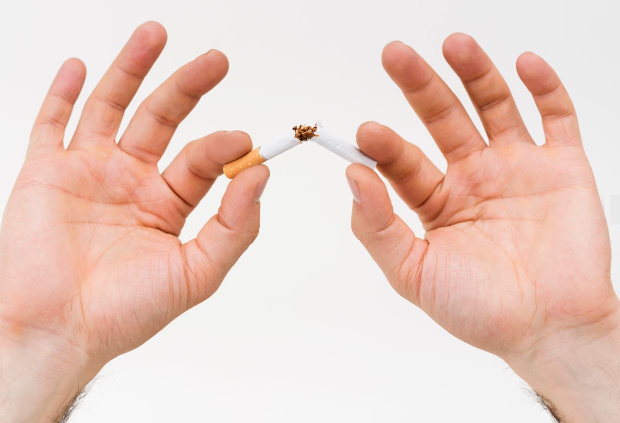 Profesor interne medicine otkriva: Evo šta može da vam se desi ako koristite alternative cigaretama