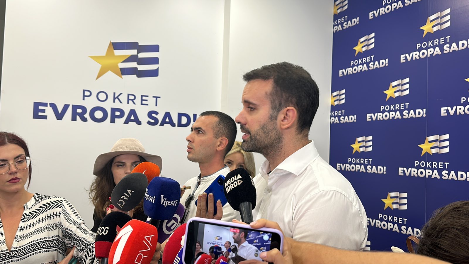 PES: ZBCG prihvatio ponudu koju su više puta odbili, pa onda tvrdili da ne postoji