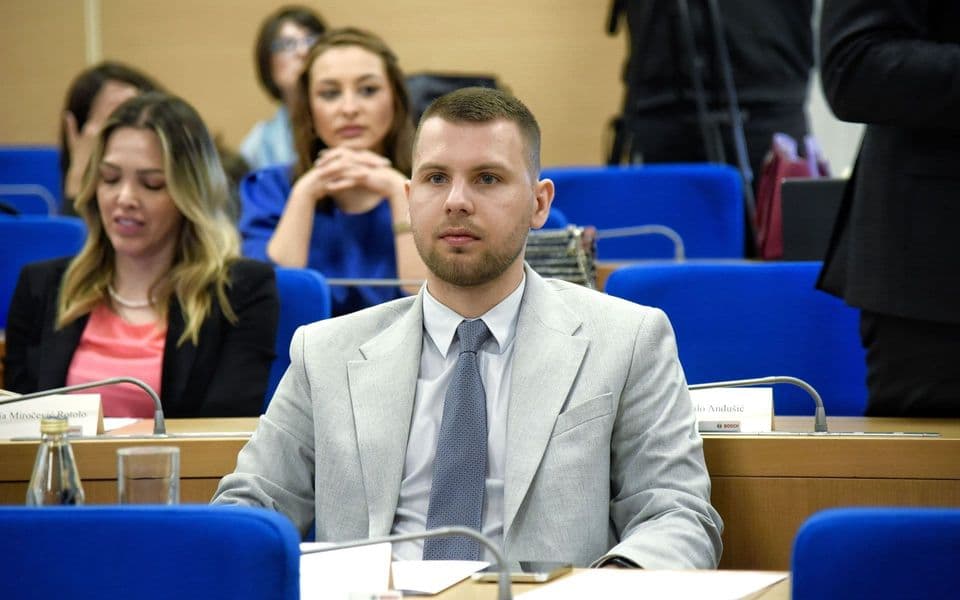Mašković: Lokalna vlast u Podgorici jedino uspješna u podizanju cijena usluga građanima