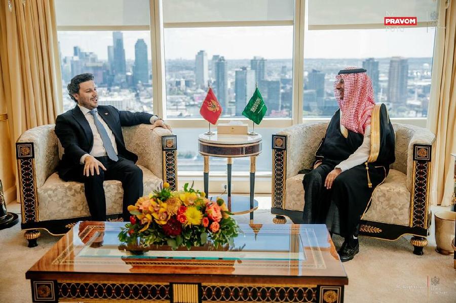 Abazović: Saudijska Arabija odobrila grant od tri miliona dolara za obrazovni sektor u Crnoj Gori
