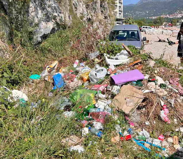 U Igalu za tri sata na plažama prikupljeno 135 kilograma otpada
