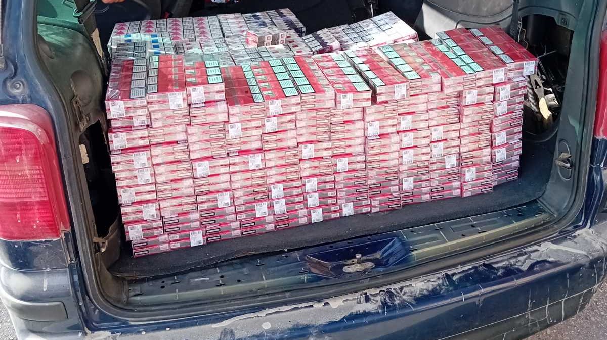 Uhapšen osumnjičeni za šverc cigareta: U kamionu sakrio 313 šteka