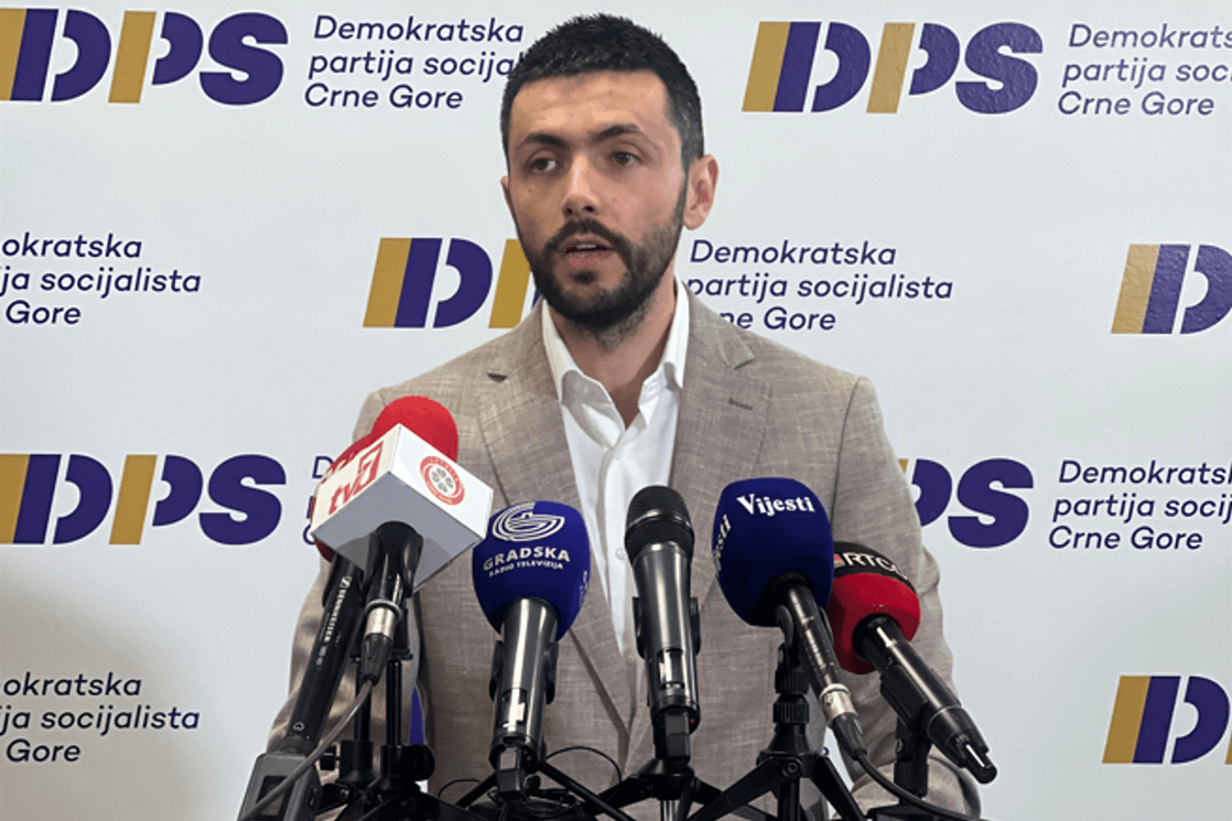 Živković: Inicijativa Spajića za odlaganje popisa potvrda nespremnosti države i uplitanja stranog faktora