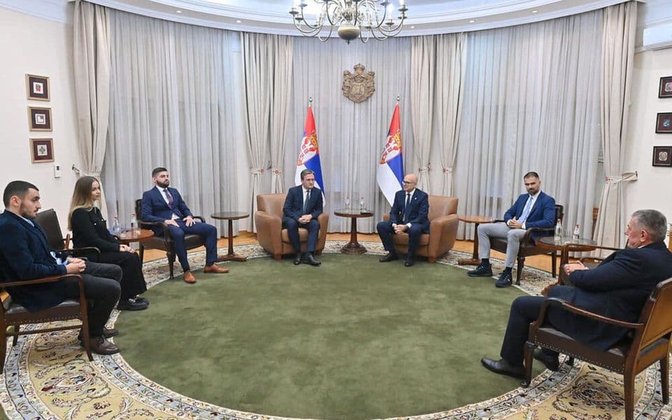 Vučević sa crnogorskim studentima: Kopija popisnice kao dokaz za besplatno studiranje u Srbiji
