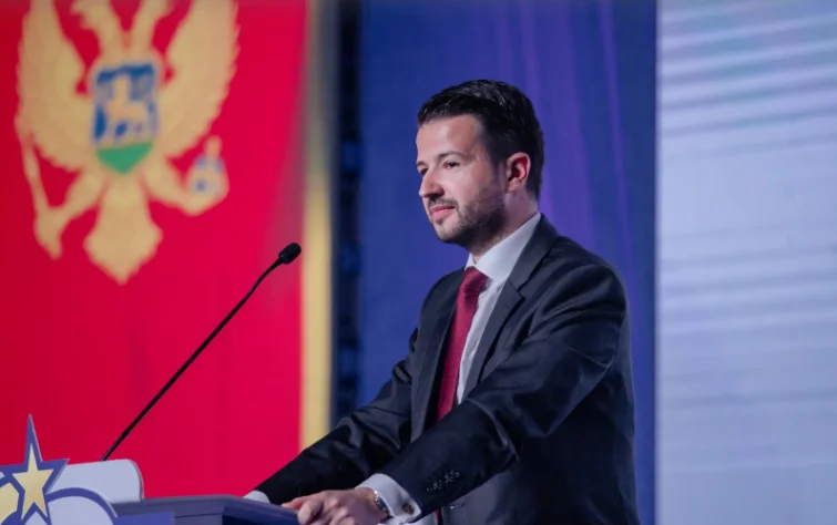 Milatović: I vjerski lideri da poštuju slobodu izjašnjavanja građana