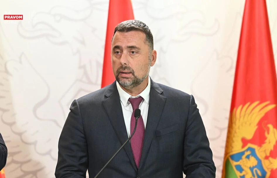 Đurović: Mislite li vi da možemo sprovoditi akcije shodno boji, mirisu i ukusu; Ne vidim svrhu tog pitanja