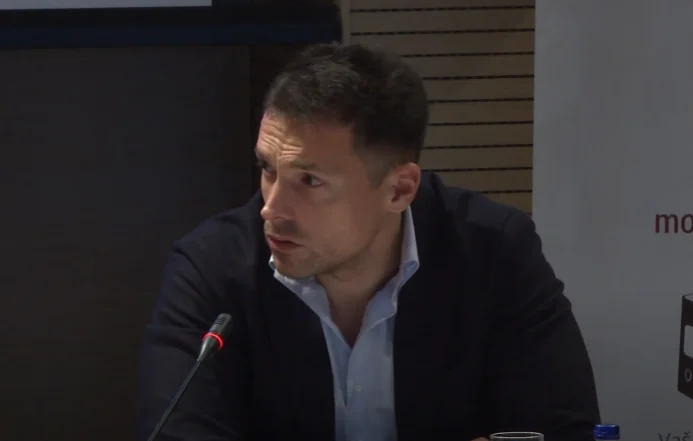 Vukašinović: Samo postojanje tehničkog mandata Vlade i nepostojanje zakonodavne aktivnosti ne doprinose našem putu ka EU