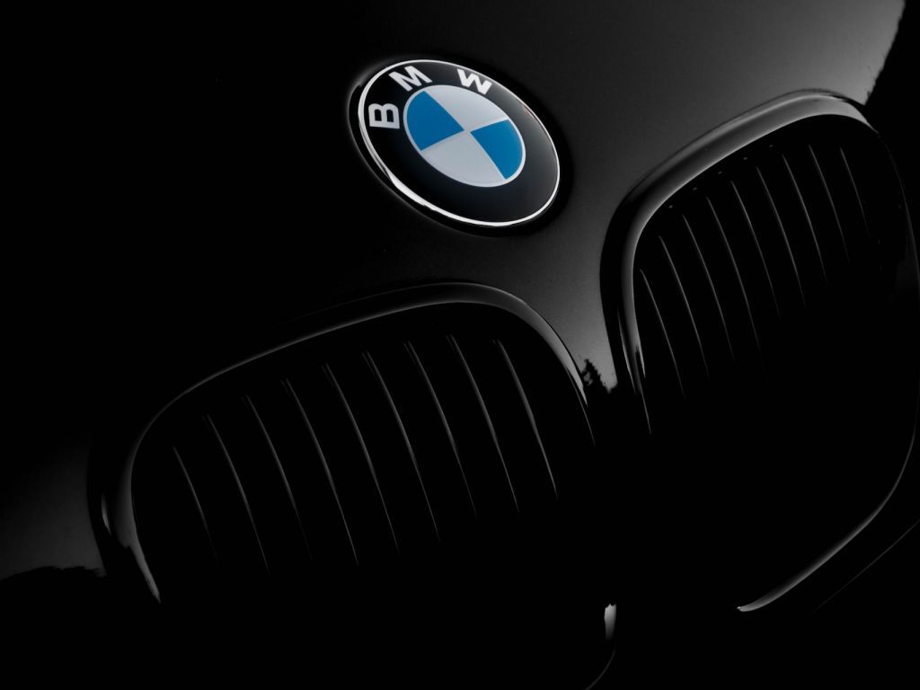 Bakica iz Bara u desetoj deceniji života kupila blindirani BMW
