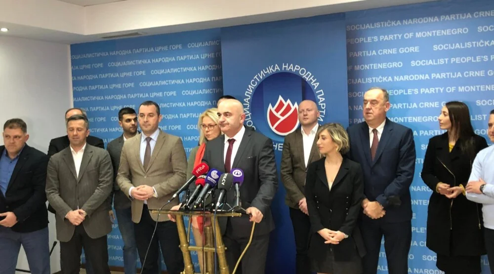 Glavni odbor SNP-a razmatra učešće u vladi