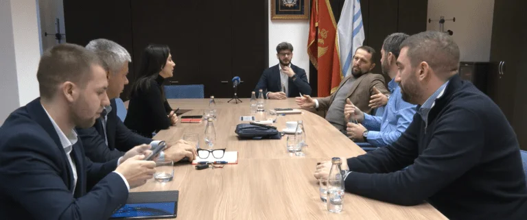 Skupštinski odbor za izbor i imenovanja Glavnog grada usvojio je odluku o razrješenju dosadašnjeg i imenovanju novog Savjeta RTV Podgorica