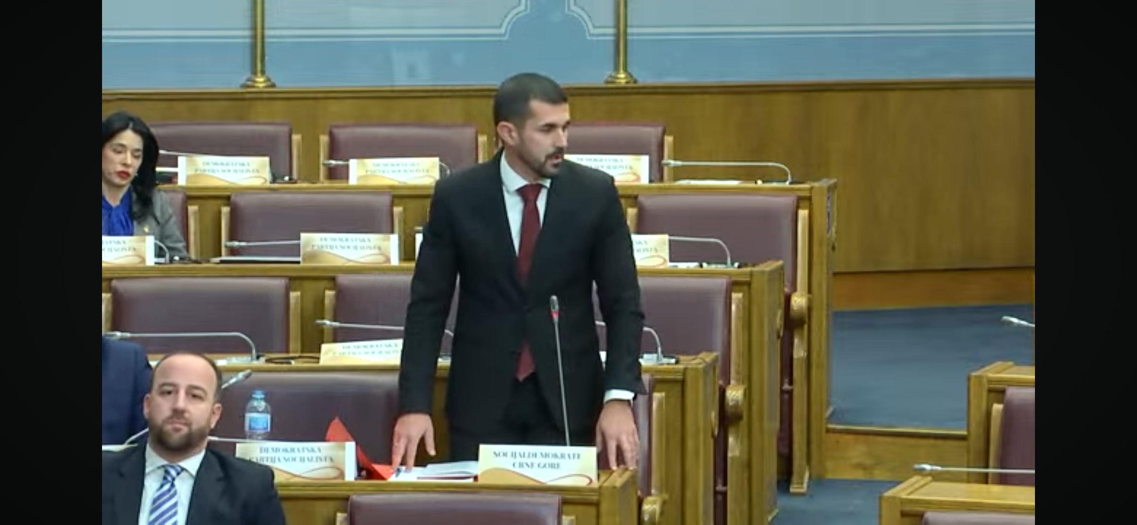 Nenezić: Abazović prijetio Zirojeviću da će mu “razbiti glavu i zavrnuti grkljan”