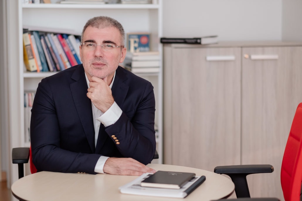 VUKČEVIĆ ZA STANDARD: Decenijama najbolji ne dolaze na vrh, partitokratija je kancer društva