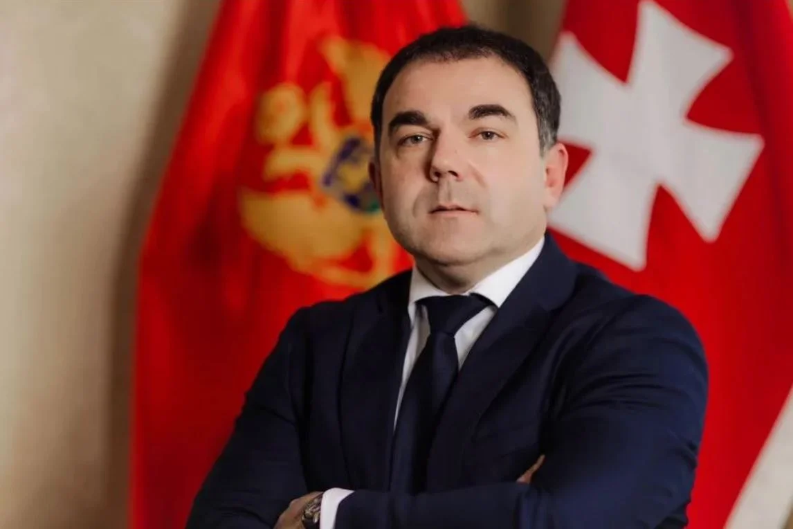 Đurašković: Posljednji pozdrav rođenom Cetinjaninu, velikom glumcu, sjajnom umjetniku