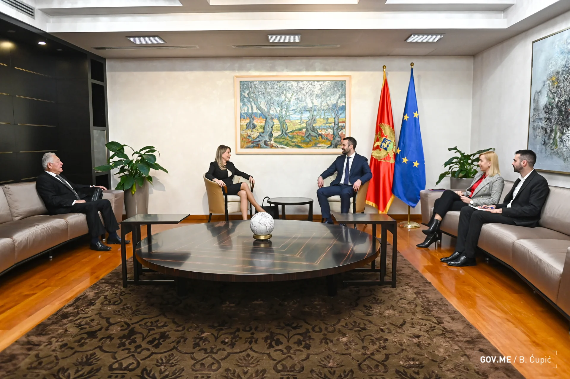 Spajić sa rukovodstvom IRF-a: Transformacijom Fonda do više sredstava i povoljnijih kredita za privredu
