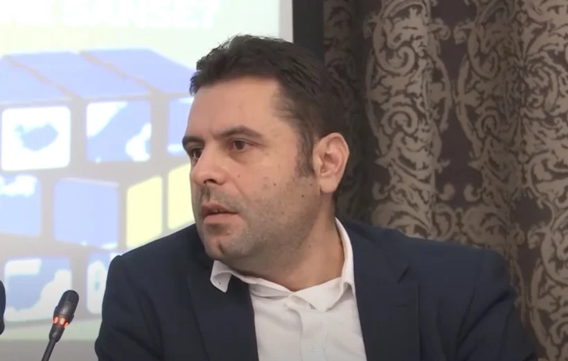 Vujović Jeremiću: Srbima u Crnoj Gori je matica Crna Gora, a ne Srbija
