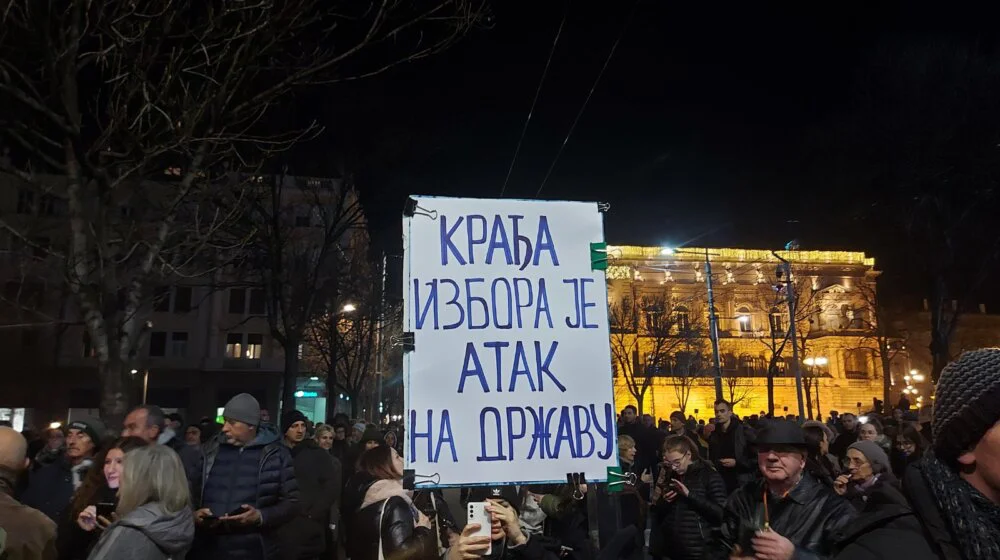 Beograd: Počeo protestni skup koalicije Srbija protiv nasilja ispred RIK-a