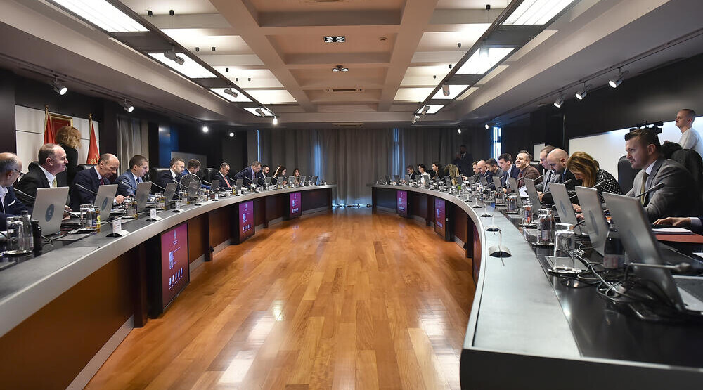 Ovo su najnovija kadrovska rješenja Vlade Crne Gore