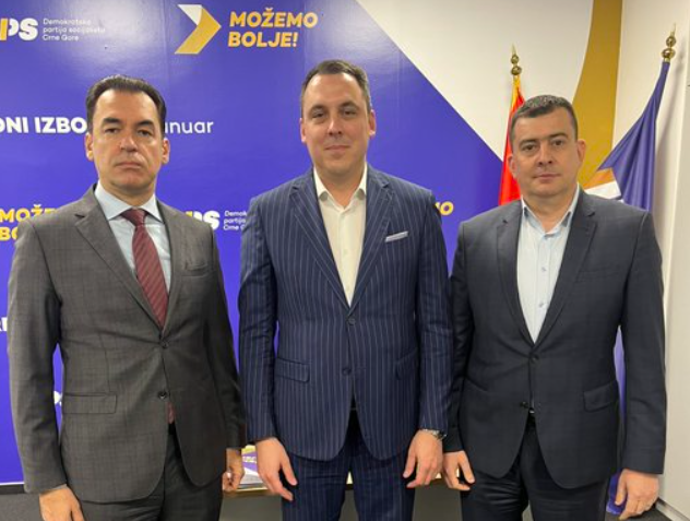 Vuković: Predao sam kandidaturu, počastvovan sam zbog više od 750 potpisa podrške
